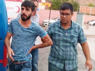 Kimlik soran polisi ısırdı