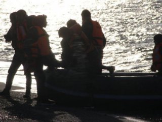 FETÖ'cüler denizden kaçtı