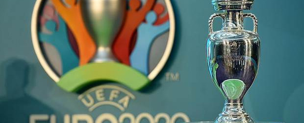 EURO 2020'nin logosu Londra'da tanıtıldı