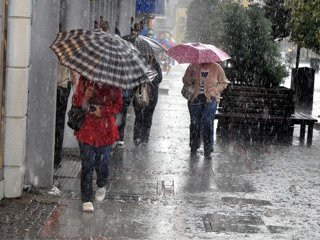 Meteorolojiden kuvvetli yağış uyarısı