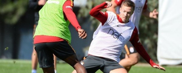 Galatasaray derbi hazırlıklarına başladı