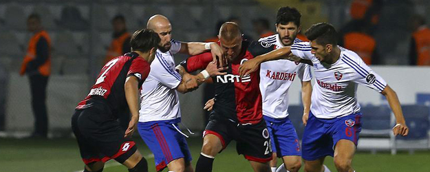 Gençlerbirliği, Kardemir Karabükspor'u 2 golle geçti