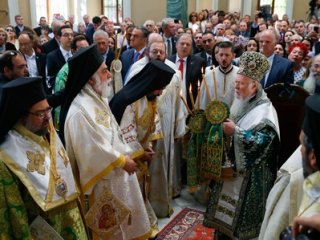 İzmir'de canlı yayında atama töreni