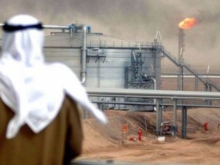 Suudi Arabistan`da petrol fiyatlar çakılınca bakan maaşlarını düşürdü