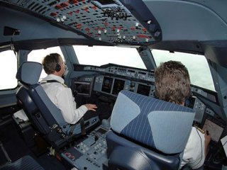 THY pilotu gemiyi şikayet etti