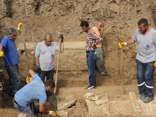 Su borusu patlağı, 3 lahiti ortaya çıkardı