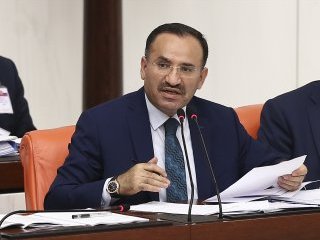 Adalet Bakanı Bozdağ'dan flaş Adil Öksüz açıklaması