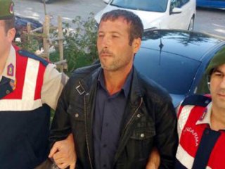 8 ay boyunca kirpi ve yılanla beslendi