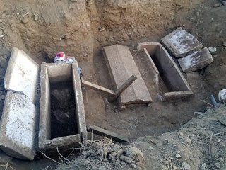 Çanakkale'deki lahitlerden servet çıktı!