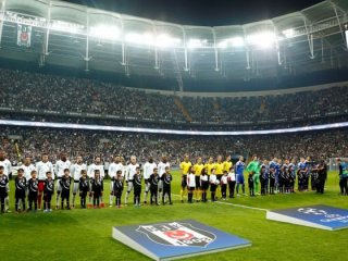 Vodafone Arena'da şaşırtan görüntü!