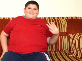 13 yaşında 122 kilo