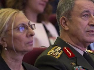 Akar'ın eşi 15 Temmuz gecesini ilk kez anlattı