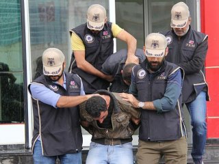 Kız çocuklarını dağa kaçıran PKK'lılar yakalandı