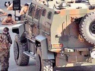 Külliye'nin karşısındaki İhanetin merkezine 15 Temmuz anıtı