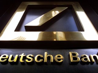 Alman devi Deutsche Bank çark etti