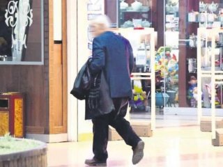 Milli Gazete'den şok iddia! Bakan FETÖ imamını evinde mi sakladı?