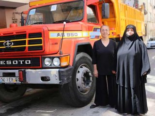 15 Temmuz gecesi kamyonla Taksim'e çıkan kadınlar konuştu