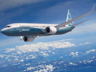 Boeing 737 yolcu uçağı ile müthiş şov