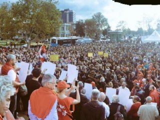 CHP'li gençlerden PKK medyasına destek