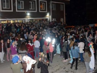 Kız yurdunu karıştıran iddia!