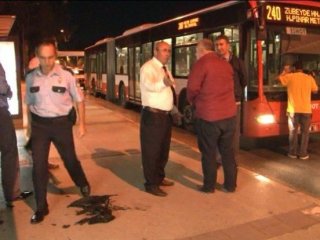 Yolcuları tinerle yakmaya çalıştı