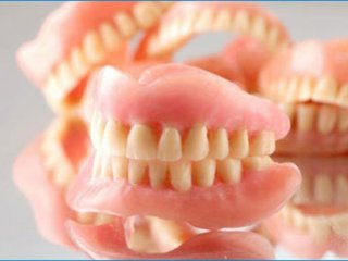 Takma dişin içinde flaş disk bulundu