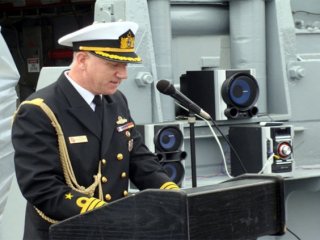 Tuğamiral peruk takarak kendi gizlemiş!