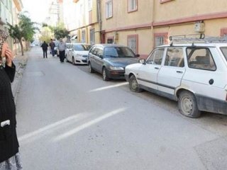 Eskişehir’de3 birçok aracın lastiklerini kestiler