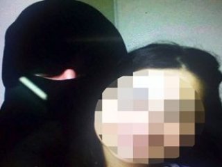 Nişanlısını görebilmek için çarşaf giyince...