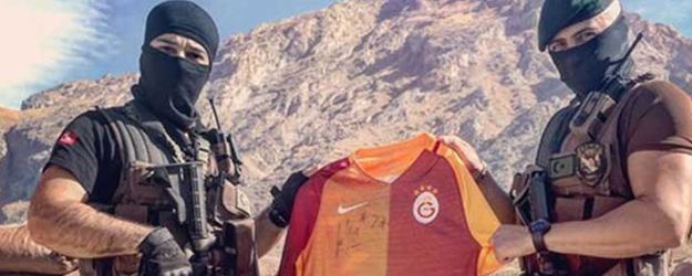İşte fotoğrafın hikayesi! Özel Harekat polisleri...