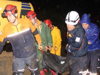 Rize’de heyelan: 2 ölü