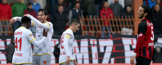 Göztepe gruplara kaldı