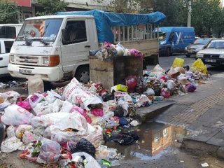 Diyarbakır Valiliği'nden belediyelere ’çöp’ uyarısı