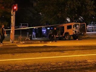 Polise saldırı düzenleyen terörist öldürüldü