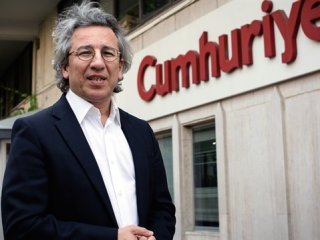 Kaçak Dündar'dan Cumhuriyet tweeti