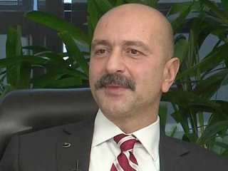 Akın İpek'e bir şok daha!