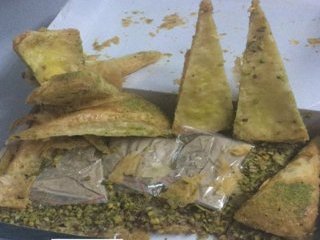 Cevizli baklavadan uyuşturucu çıktı