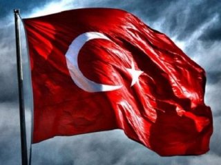 Arnavutluk'tan Türk Bayrağı kararı!