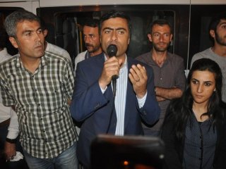 HDP'li Zeydan da gözaltına alındı