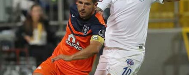 Başakşehir'de Emre Belözoğlu sevinci!