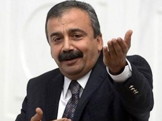 Sırrı Süreyya Önder’e torpil mi yapıldı?