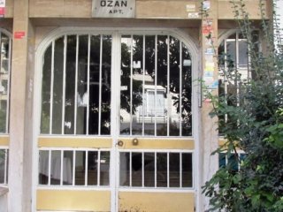 Polis üniforması ile 1.5 milyon dolarlık soygun