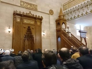 Görmez: Ağlayarak Türklere çağrı yapmıştı