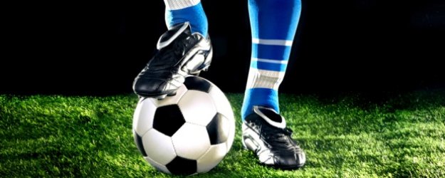 Evrakta sahtecilik yapan oyuncuya futboldan men cezası