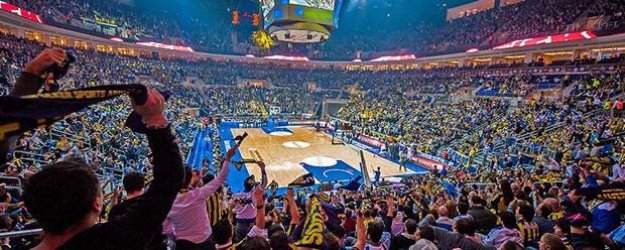 Fenerbahçe'nin maçına skandal hakem