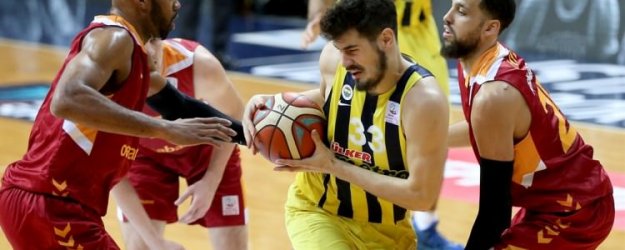 Fenerbahçe Galatasaray'ı ezdi geçti!