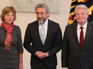 Can Dündar hakkında yakalama kararı​