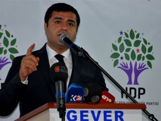 Selahattin Demirtaş'ın avukatlarına adli kontrol