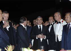 Bir dönem daha kapanıyor