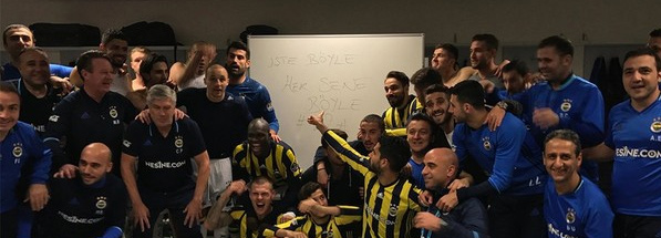 Galatasaray'a soyunma odasından gönderme